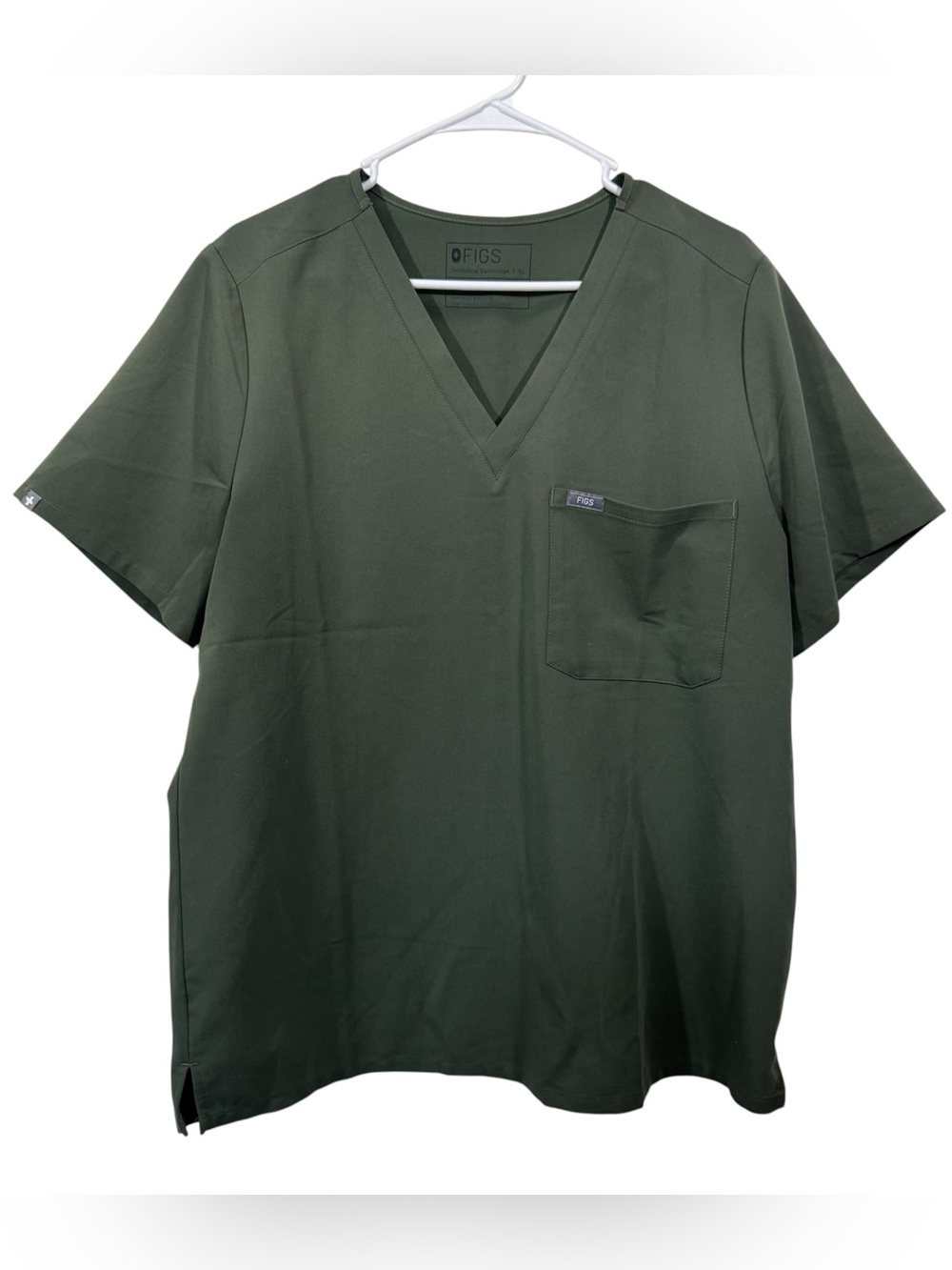 FIGS Technical Collection Catarina Moss One Pocket Scrub Top
